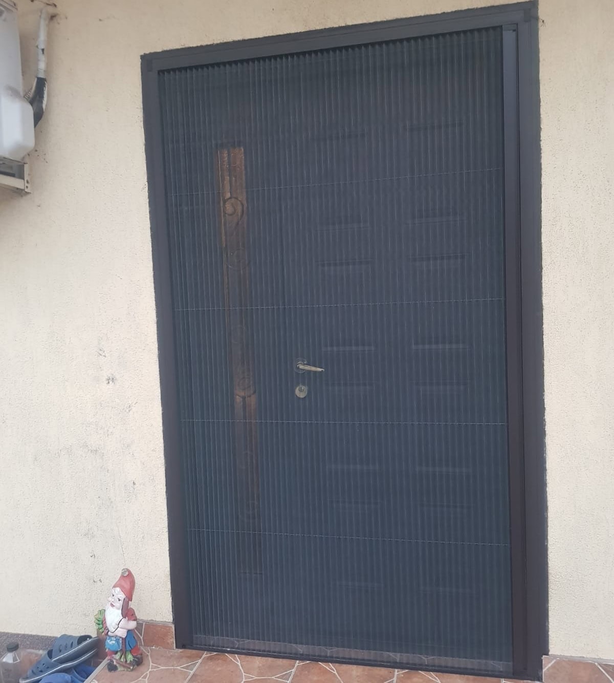 Plasa insecte usa intrare